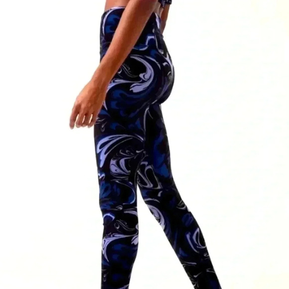 NWT Athleta Elation Velvet Tights - Picture 1 of 5